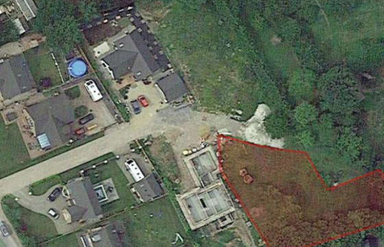 Plot for sale in Healing photo